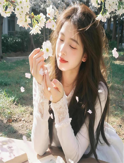 【深度分析】《兰花香》的表演艺术与角色塑造 从艺术角度分析的专业分析